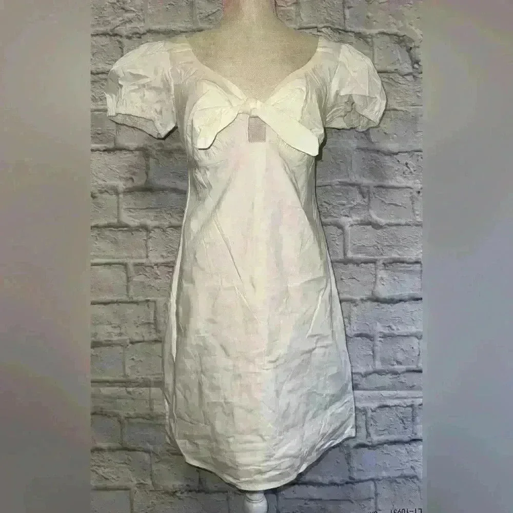 White Wild Fable Dress M with how